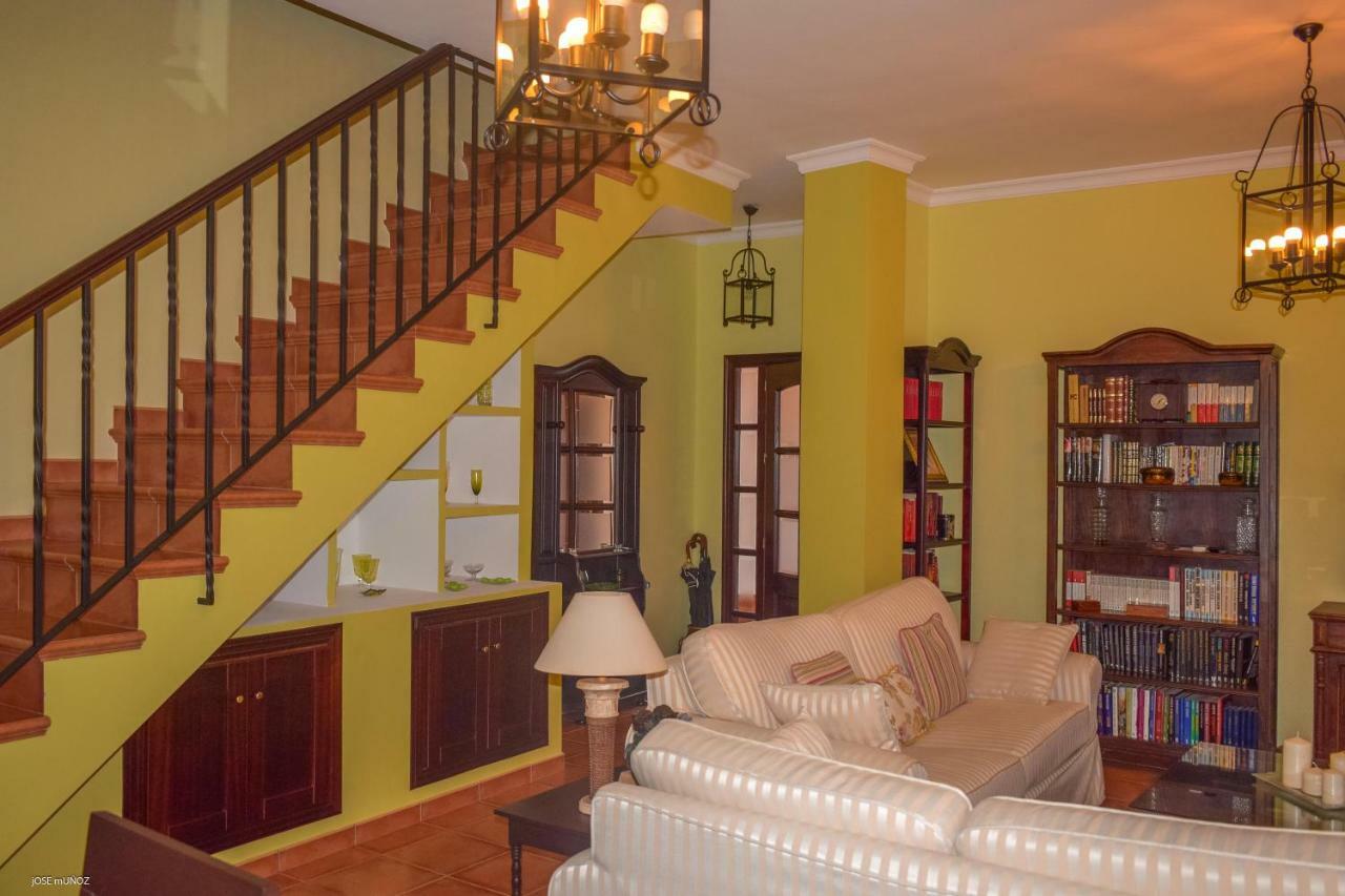 Casa Blancaflor Apartment Penaflor Ngoại thất bức ảnh